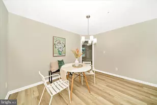 8648 Fountain Valley Dr, Montgomery Village, MD 20886 - Photo 11