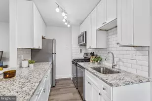 8601 Manchester Rd, Silver Spring, MD 20901 - Photo 13