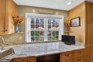 774 Princeton Pl, Rockville, MD 20850 - Photo 7