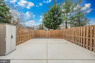 140 Gold Kettle Dr, Gaithersburg, MD 20878 - Photo 33