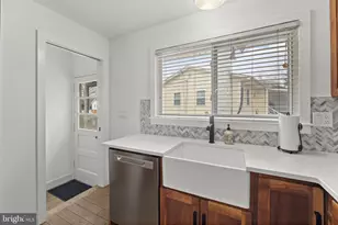 13401 Tangier Pl, Rockville, MD 20853 - Photo 11