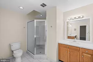 7711 Arrowood Ct, Bethesda, MD 20817 - Photo 25