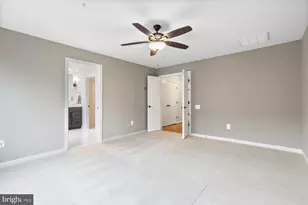 11909 Grey Hollow Ct, Rockville, MD 20852 - Photo 29