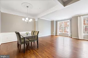 11909 Grey Hollow Ct, Rockville, MD 20852 - Photo 9