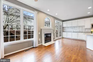 11909 Grey Hollow Ct, Rockville, MD 20852 - Photo 17