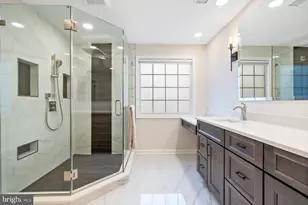 11909 Grey Hollow Ct, Rockville, MD 20852 - Photo 31