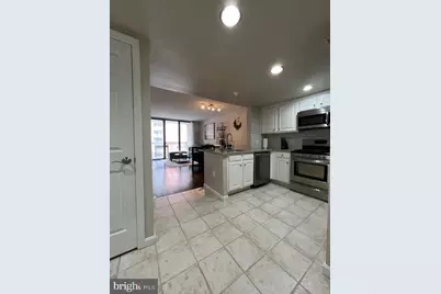 11710 Old Georgetown Road #820, North Bethesda, MD 20852 - Photo 3