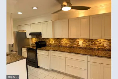 9759 Lake Shore Drive, Montgomery Village, MD 20886 - Photo 5