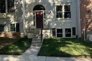 25 Drumcastle Ct, Germantown, MD 20876 - Photo 1