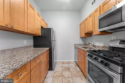 10228 Rockville Pike #402, Rockville, MD 20852 - Photo 9