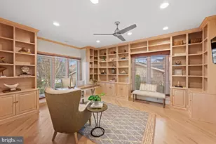 9809 Tibron Ct, Potomac, MD 20854 - Photo 9