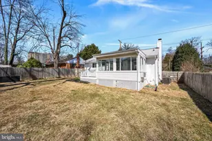 5020 River Rd, Bethesda, MD 20816 - Photo 35