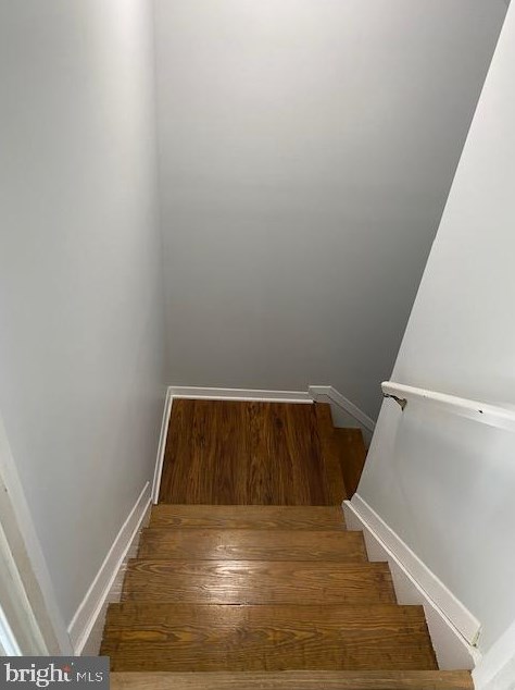 17732 Larchmont Ter, Gaithersburg MD  20877-3720 exterior