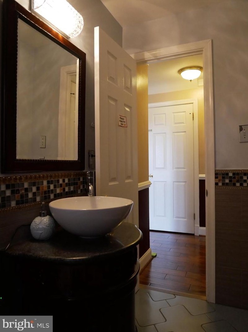 108 George St, Gaithersburg MD  20877-1932 exterior