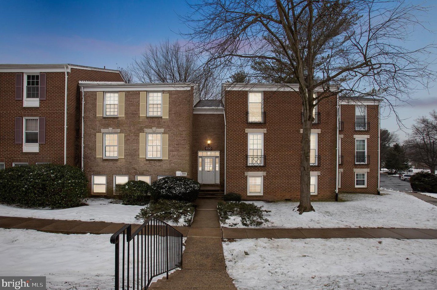 830 Quince Orchard Blvd, Gaithersburg MD  20878-1736 exterior