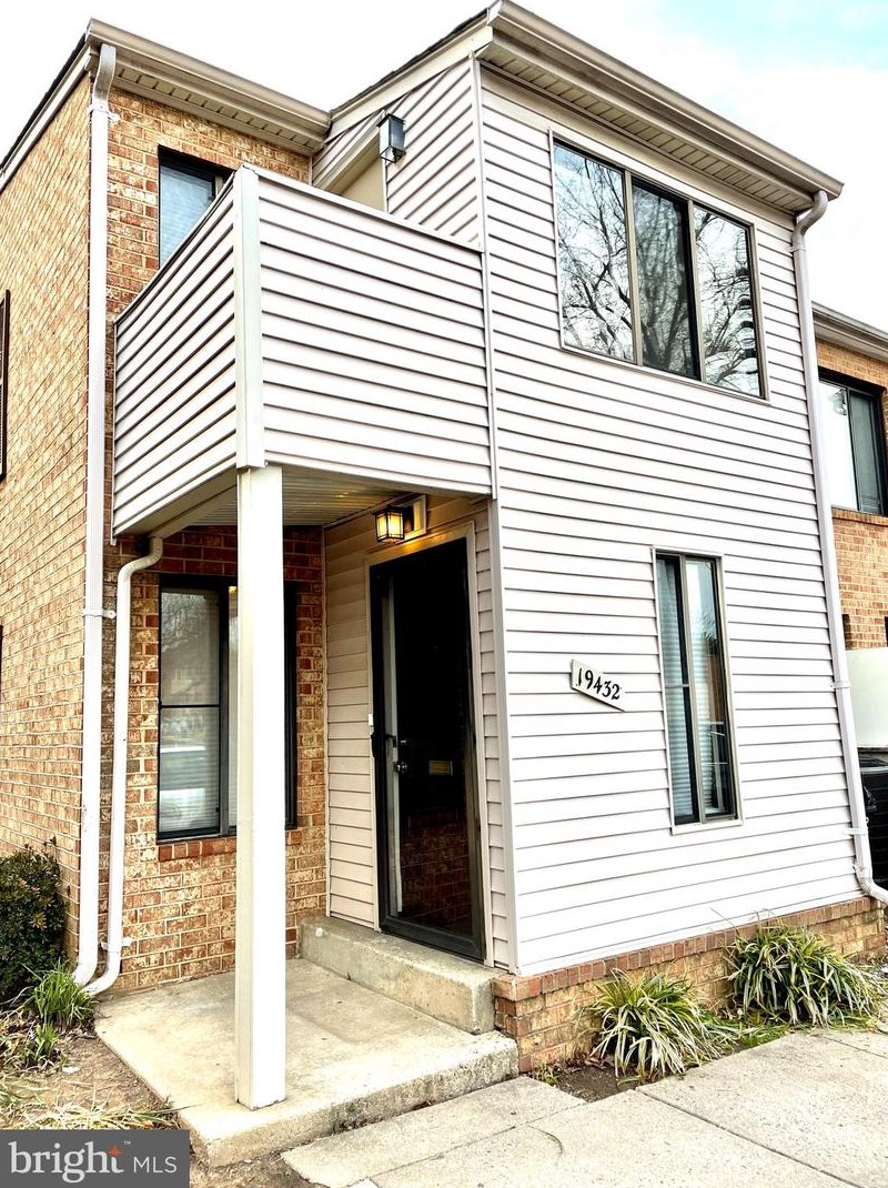 19432 Brassie Pl, Gaithersburg MD  20886-1916 exterior