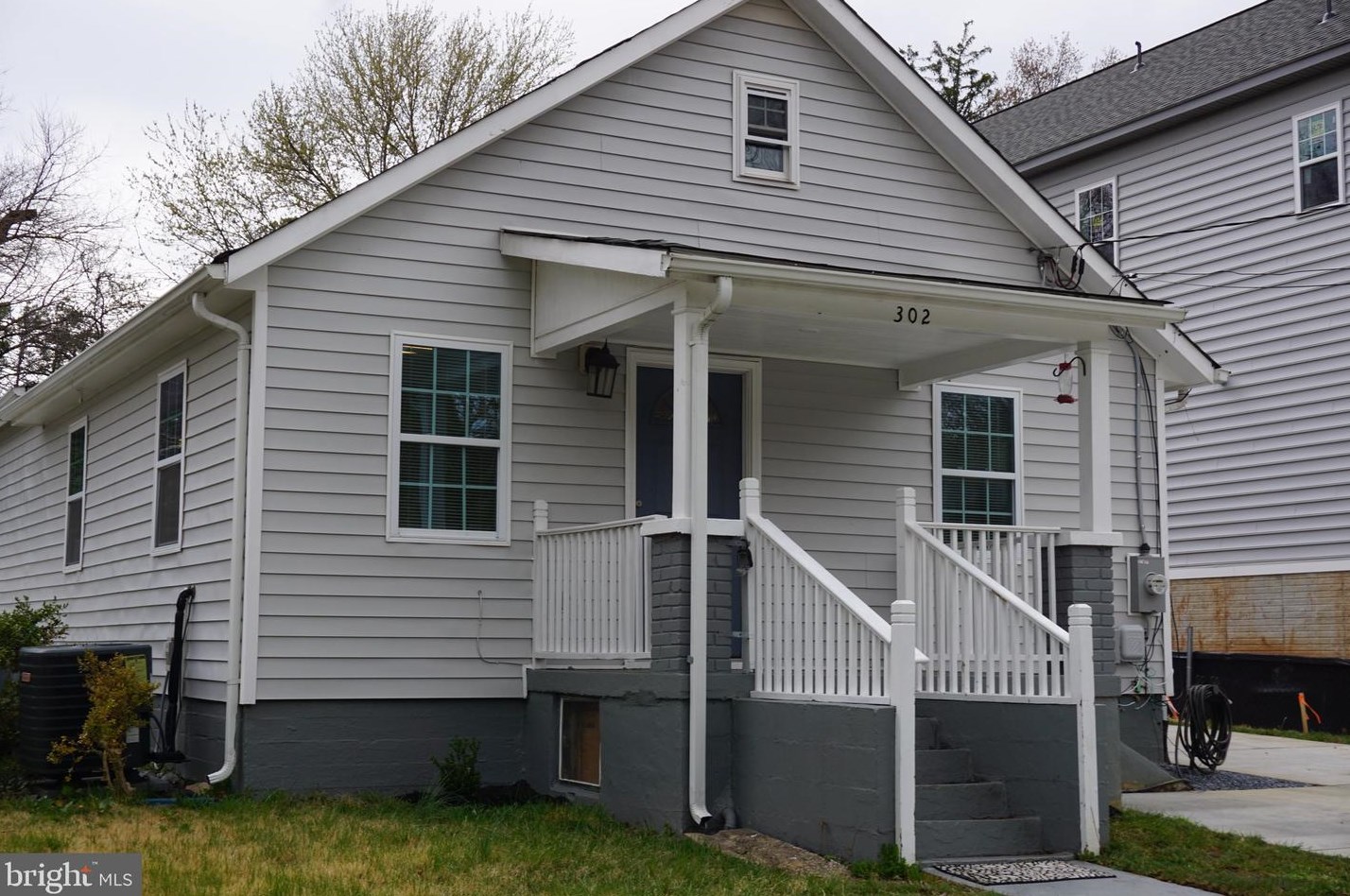 302 Marshall St, Gaithersburg MD  20877-3617 exterior