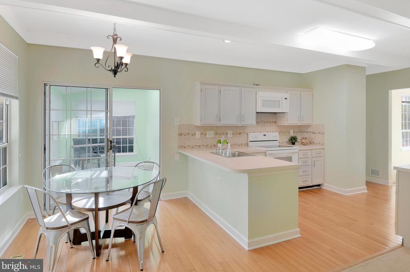 8700 Laurel Valley Ln, Gaithersburg MD  20886-5666 exterior