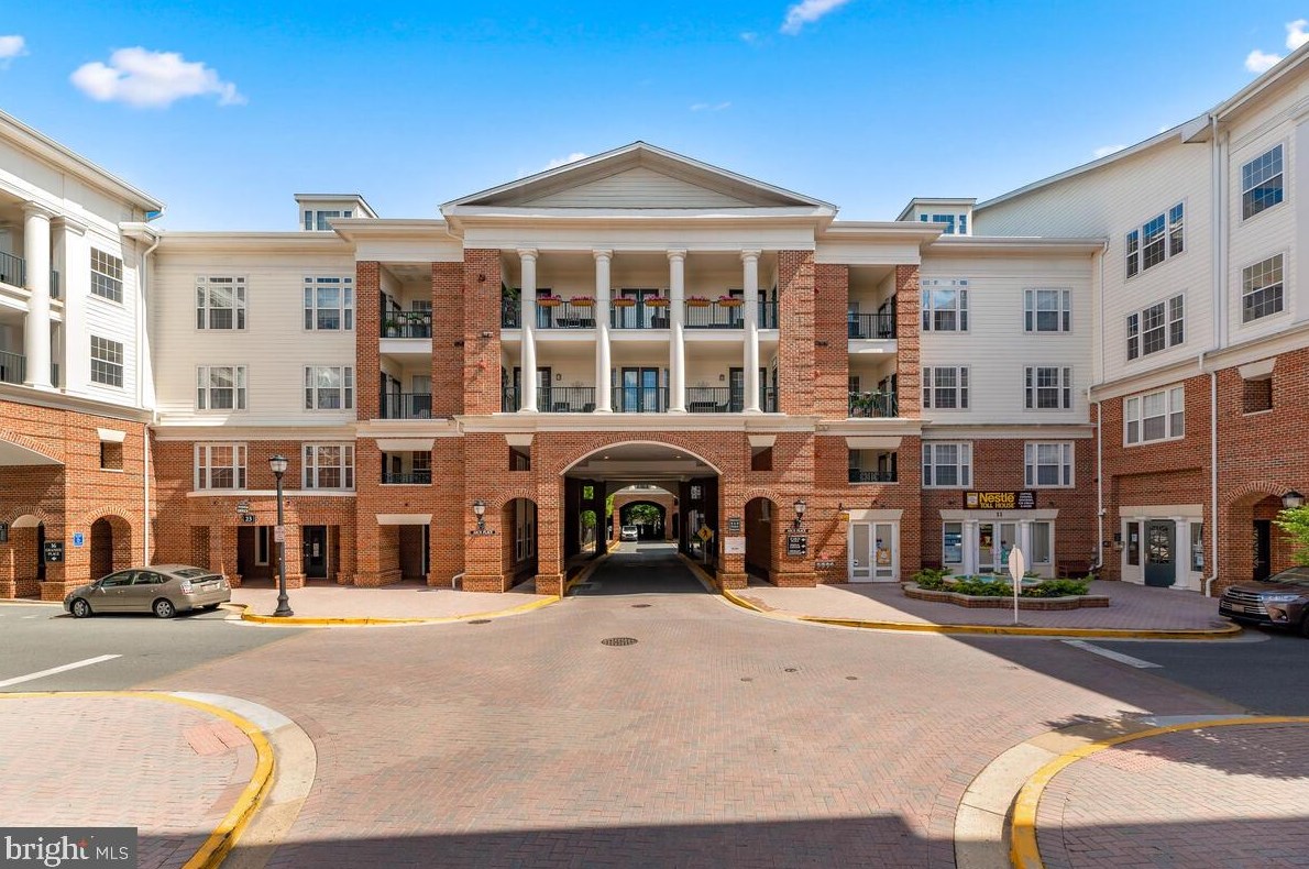 23 Arch Pl, Gaithersburg MD  20878-6578 exterior