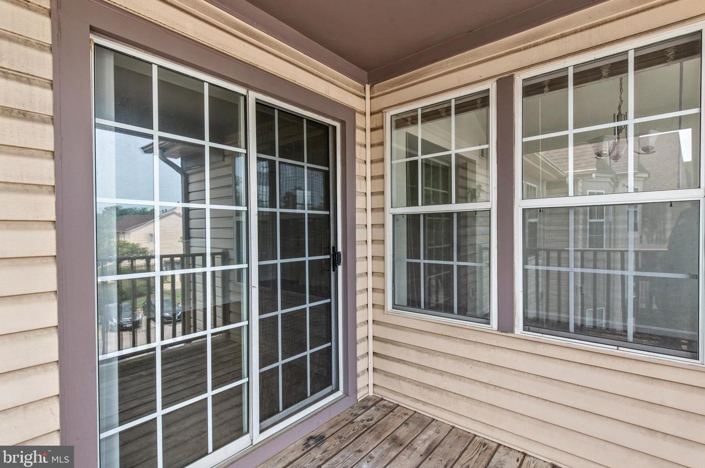 2061 Alice Ave, Oxon Hill MD  20745-3573 exterior