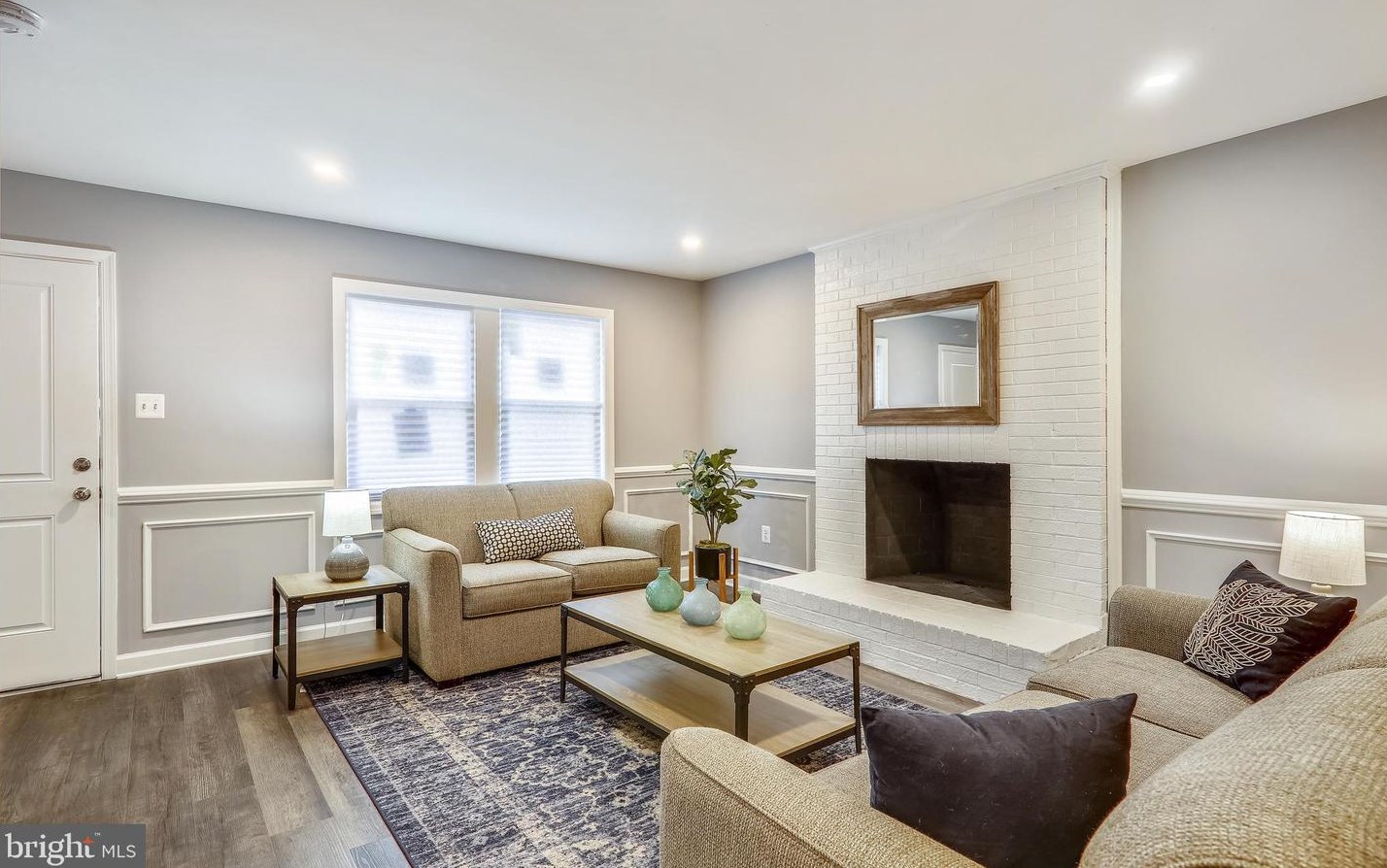 4900 Emo St, Capitol Heights MD  20743-2835 exterior