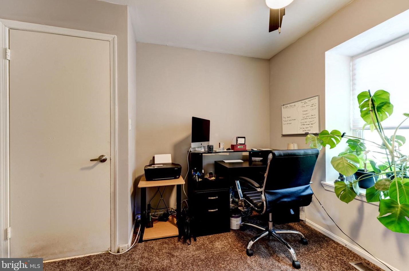 5813 Folgate Ct, Capitol Heights MD 20743-4243 exterior