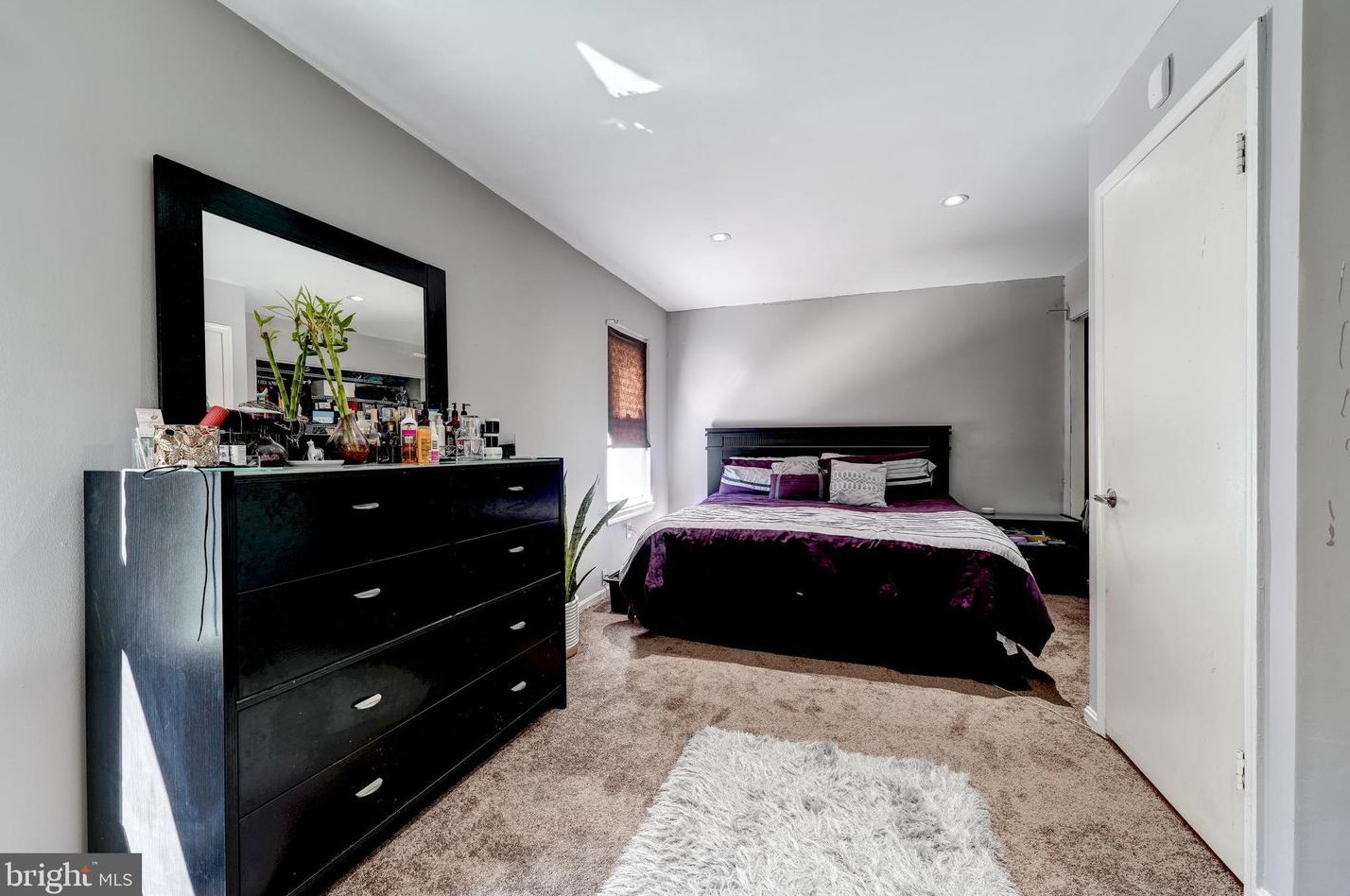 5813 Folgate Ct, Capitol Heights MD 20743-4243 exterior