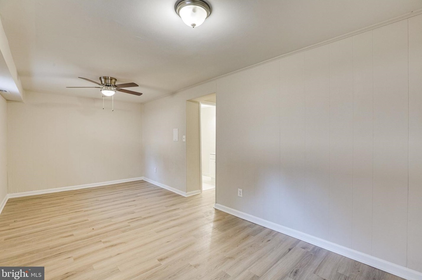 7403 Drumlea Rd, Capitol Heights MD 20743-3423 exterior