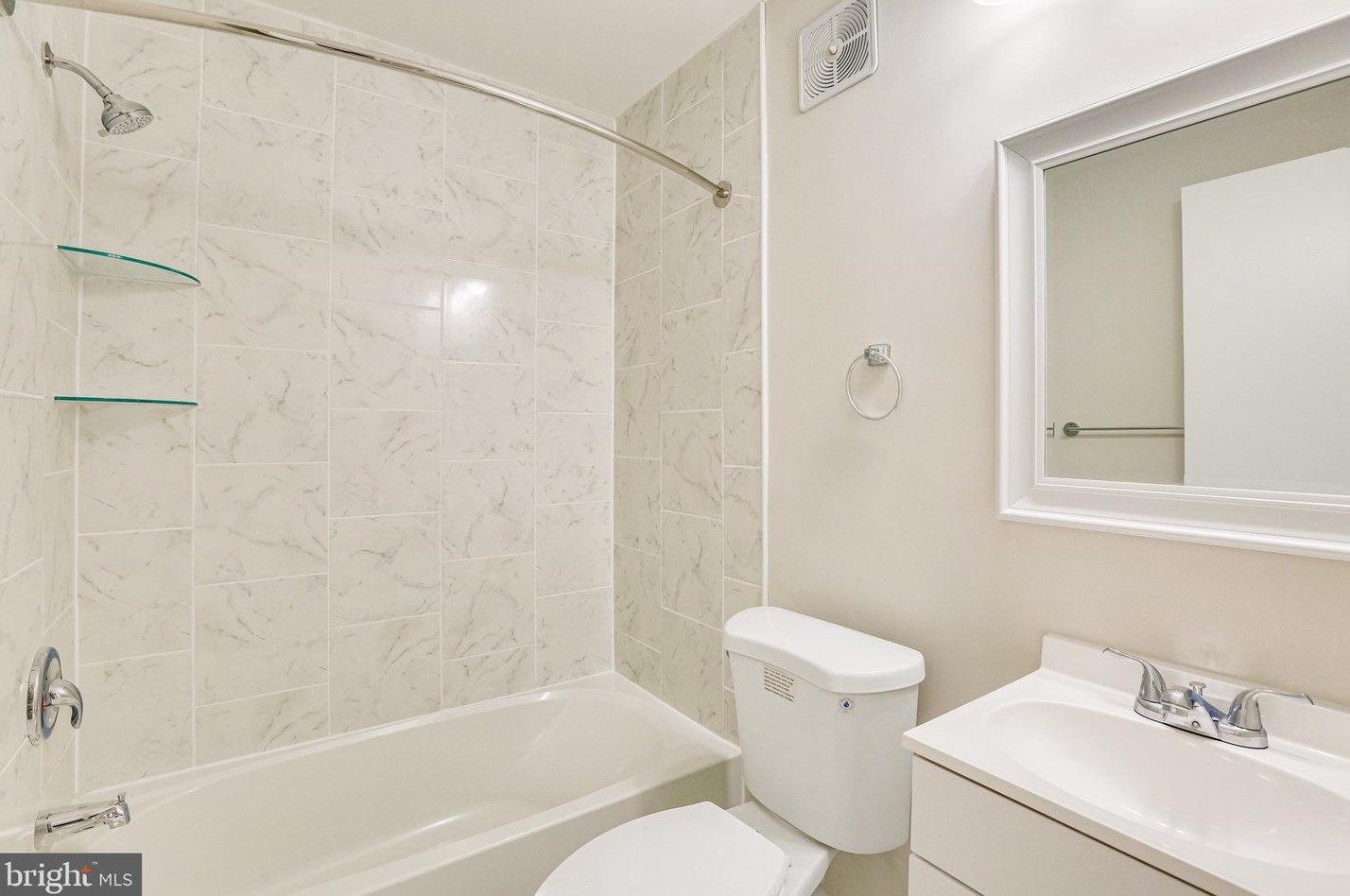 7403 Drumlea Rd, Capitol Heights MD 20743-3423 exterior