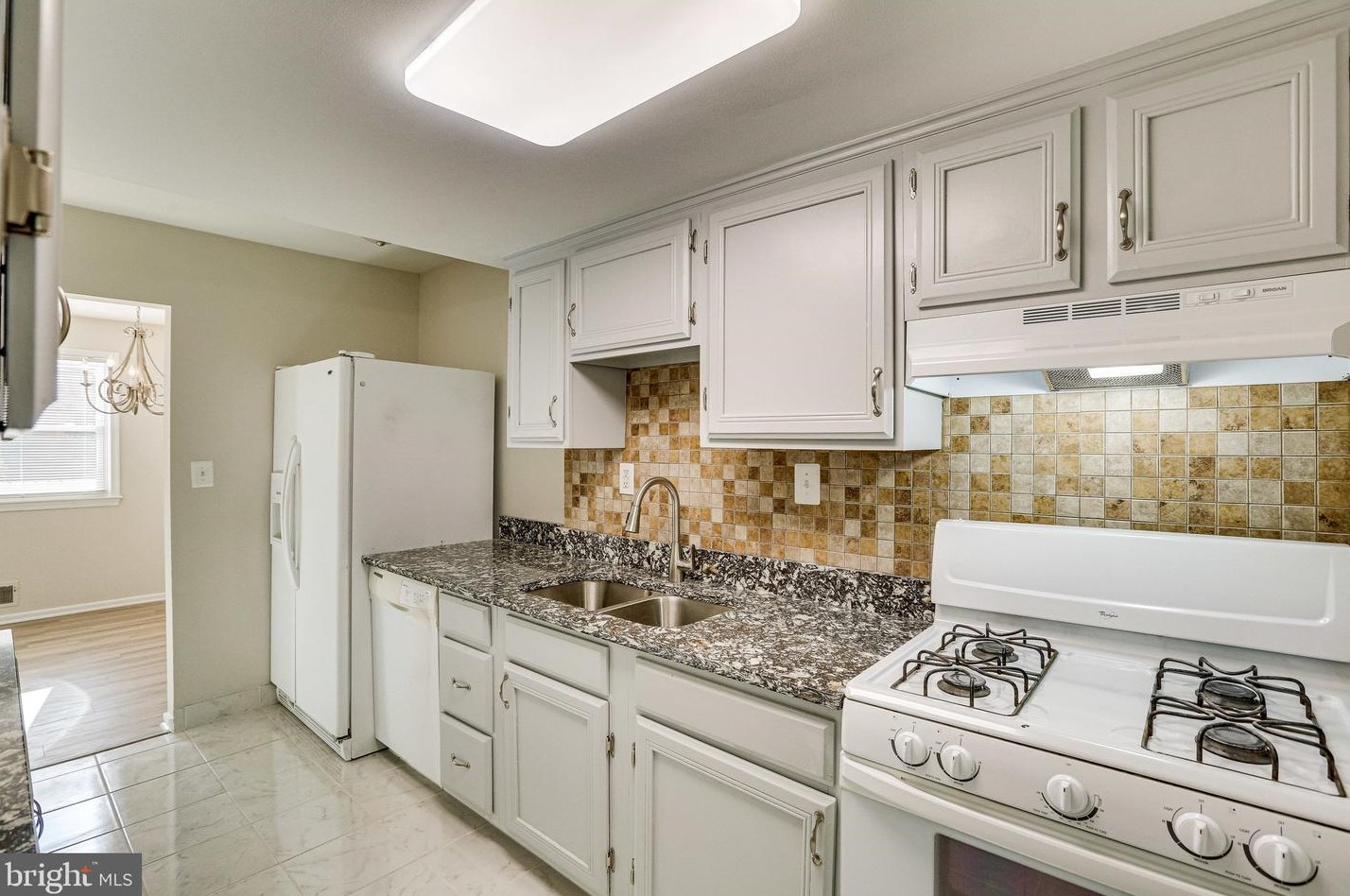 7403 Drumlea Rd, Capitol Heights MD 20743-3423 exterior