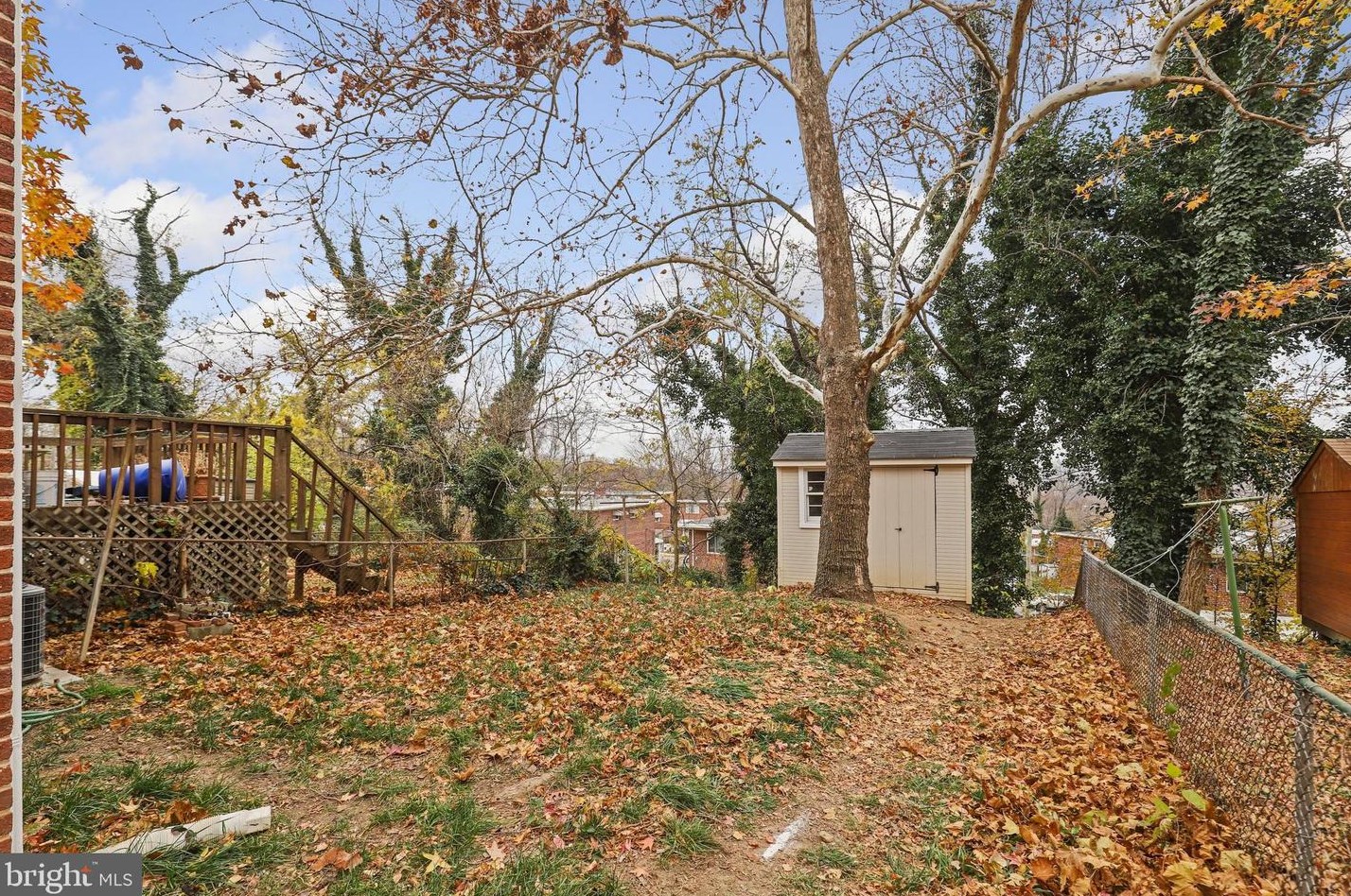 5207 Deal Dr, Oxon Hill MD  20745-2736 exterior