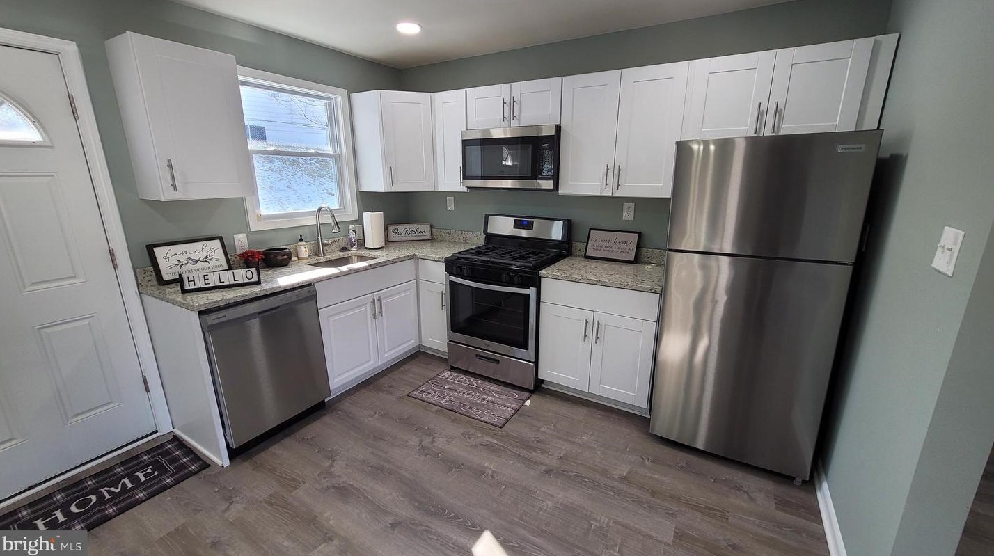 5507 Helmont Dr, Oxon Hill MD  20745-3230 exterior