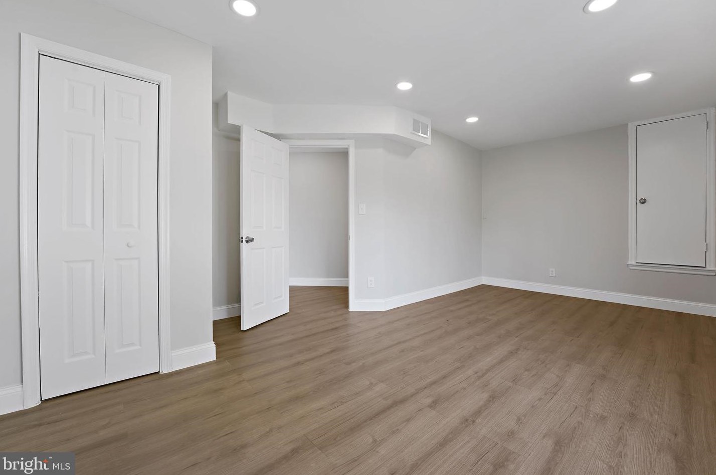 411 Dateleaf Ave, Capitol Heights MD  20743-2527 exterior