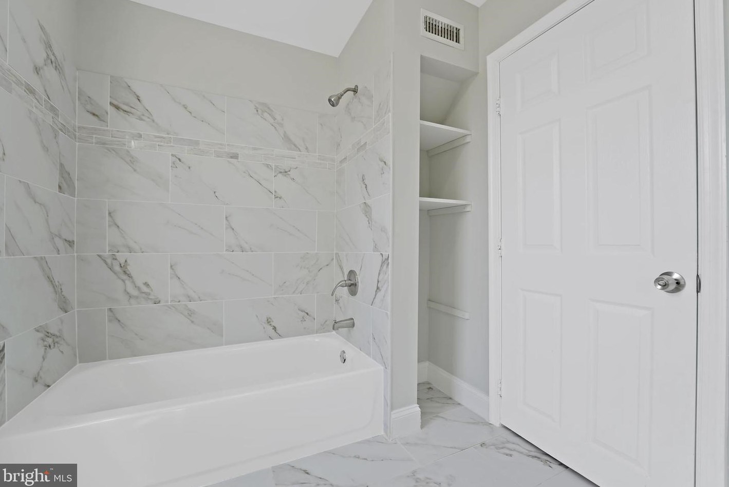 411 Dateleaf Ave, Capitol Heights MD  20743-2527 exterior