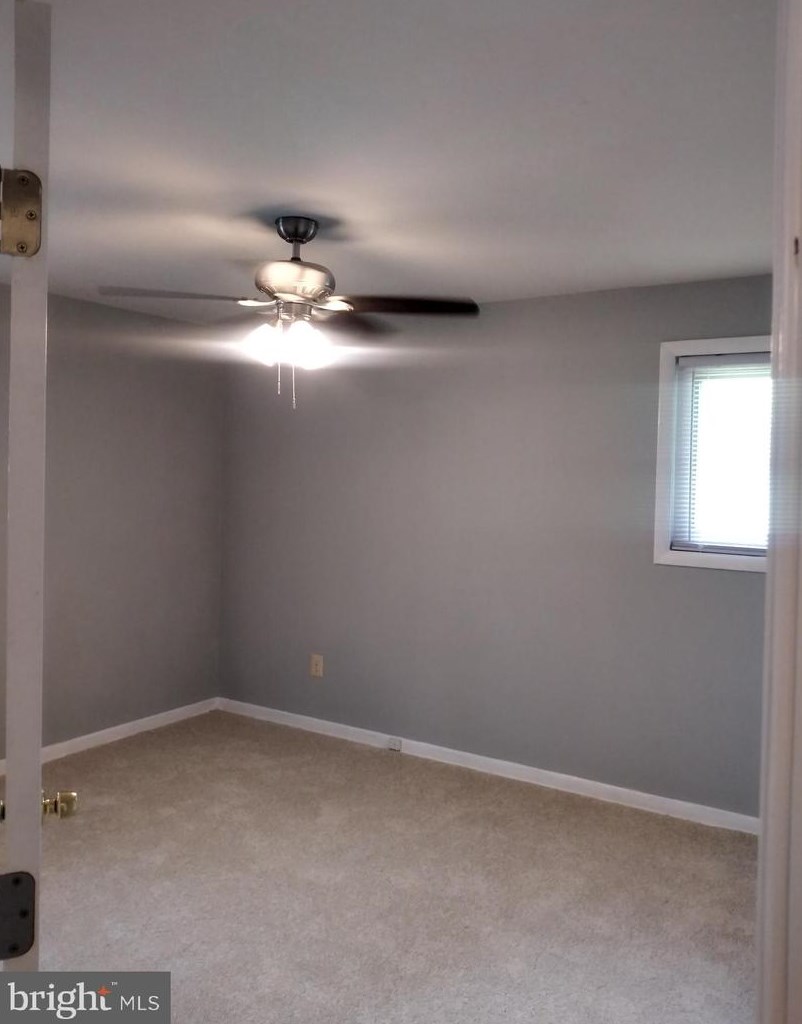 5526 Helmont Dr, Oxon Hill MD  20745-3229 exterior