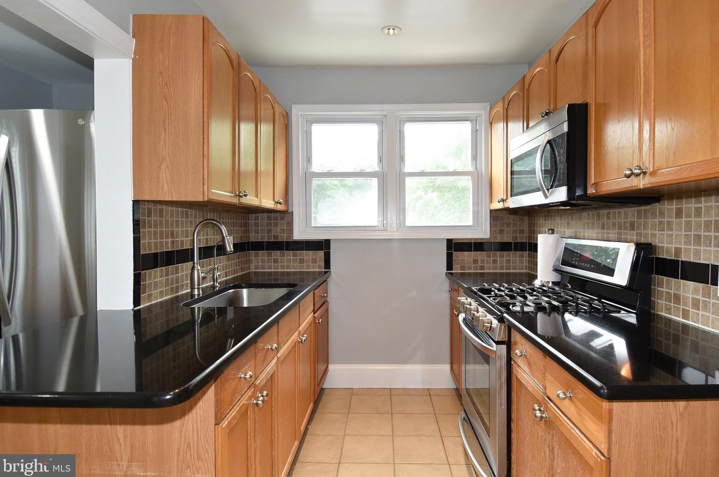 4718 Gunther St, Capitol Heights MD  20743-3925 exterior