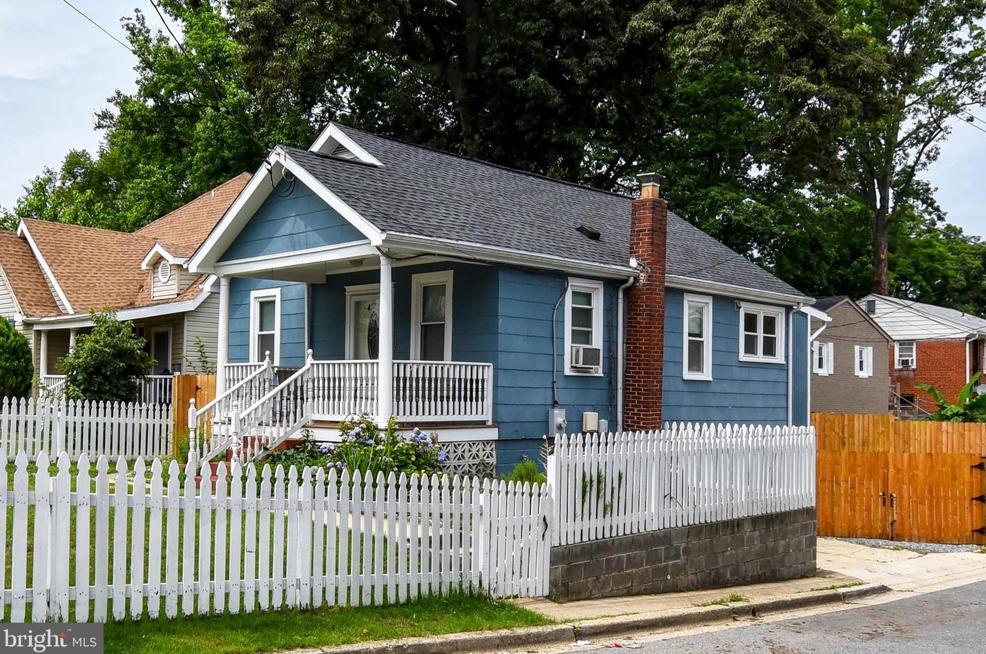 4718 Gunther St, Capitol Heights MD  20743-3925 exterior