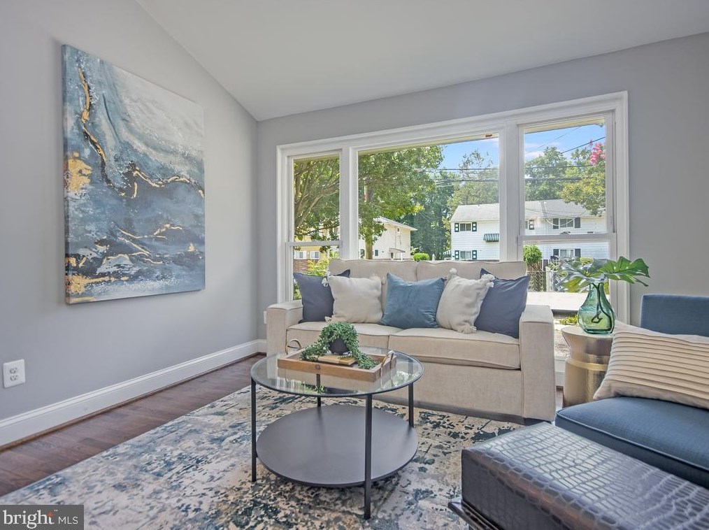 619 Birchleaf Ave, Capitol Heights MD  20743-1802 exterior