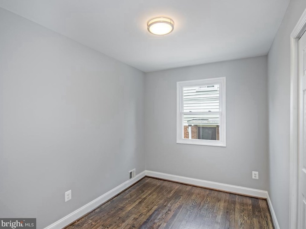 619 Birchleaf Ave, Capitol Heights MD  20743-1802 exterior