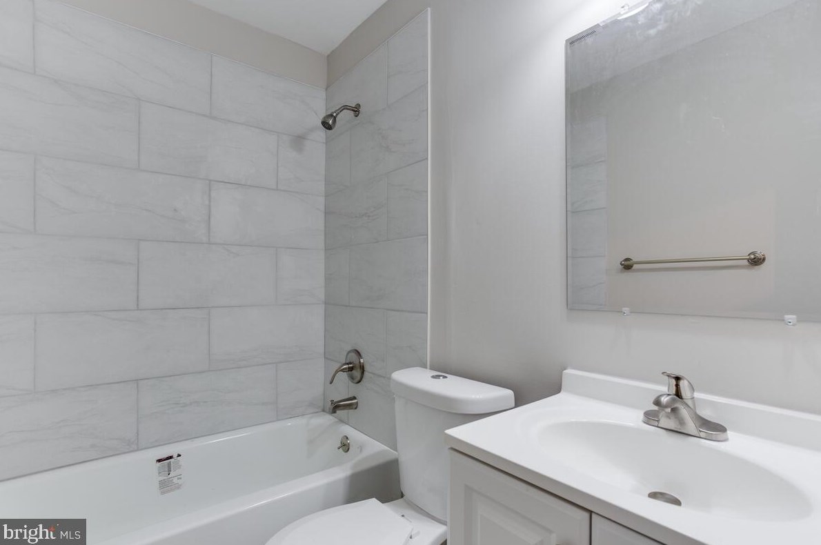 5814 Dade St, Capitol Heights MD  20743-2031 exterior