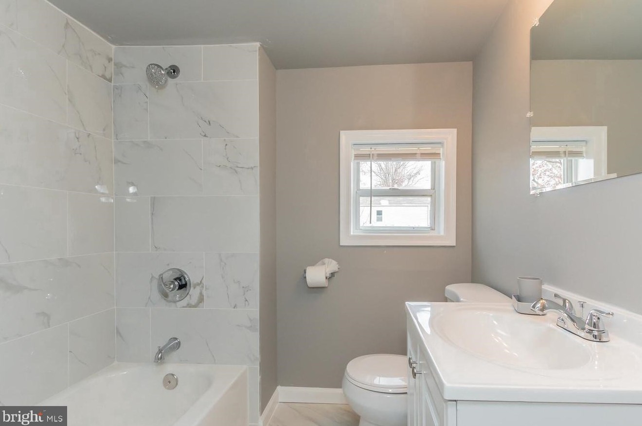 3904 Byers St, Capitol Heights MD 20743-5727 exterior