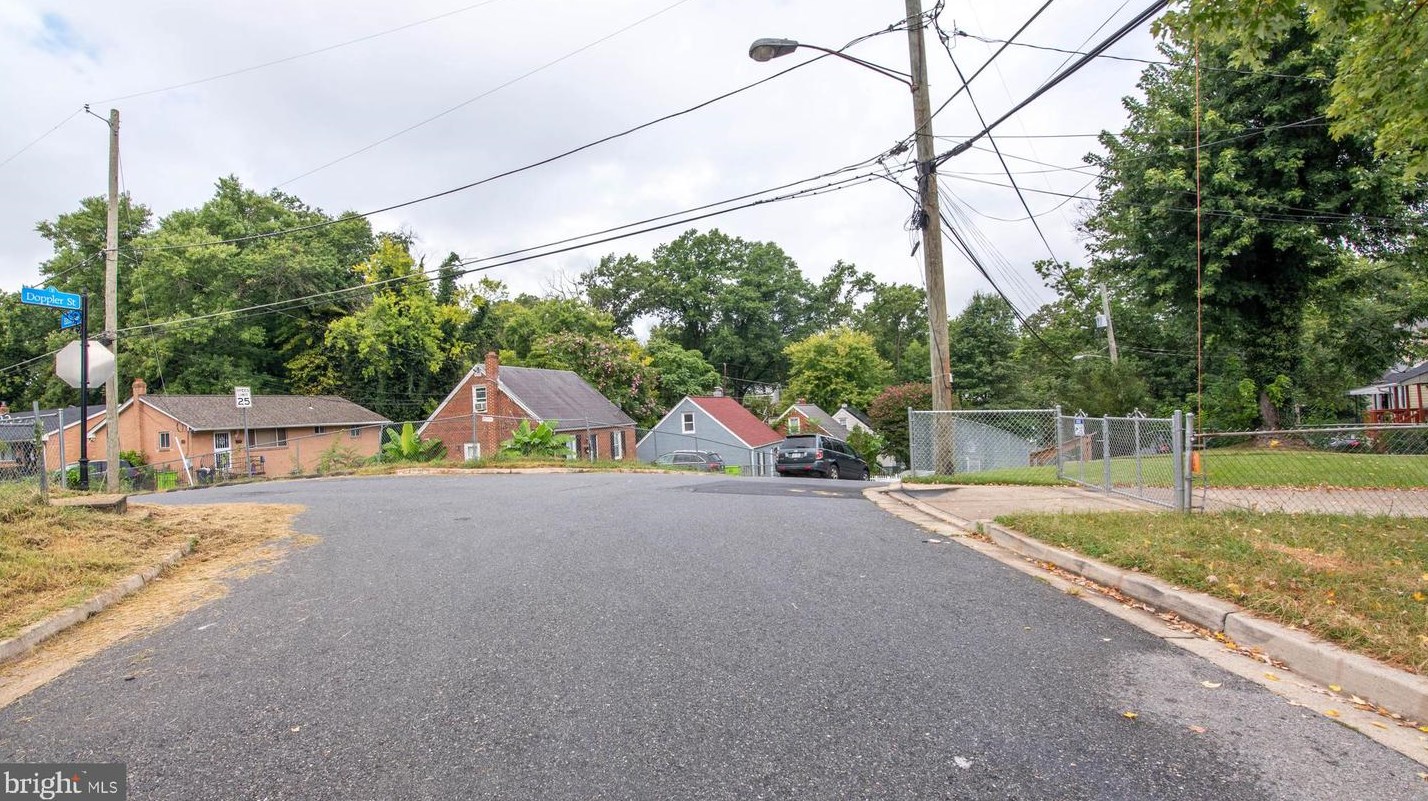 5120 Doppler St, Capitol Heights MD 20743-2869 exterior