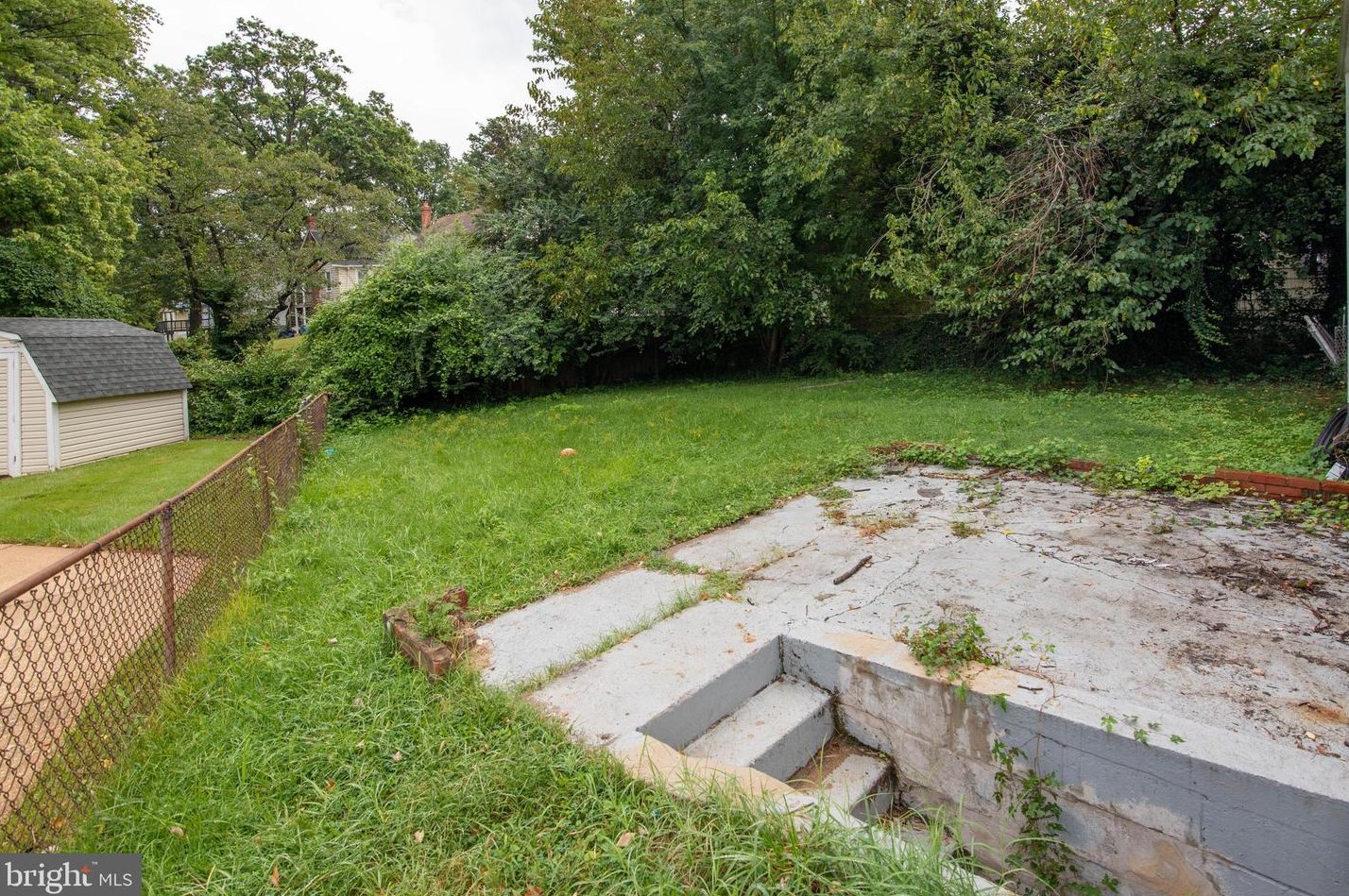 5120 Doppler St, Capitol Heights MD 20743-2869 exterior