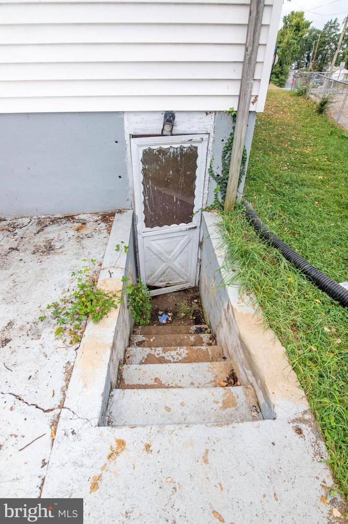 5120 Doppler St, Capitol Heights MD 20743-2869 exterior