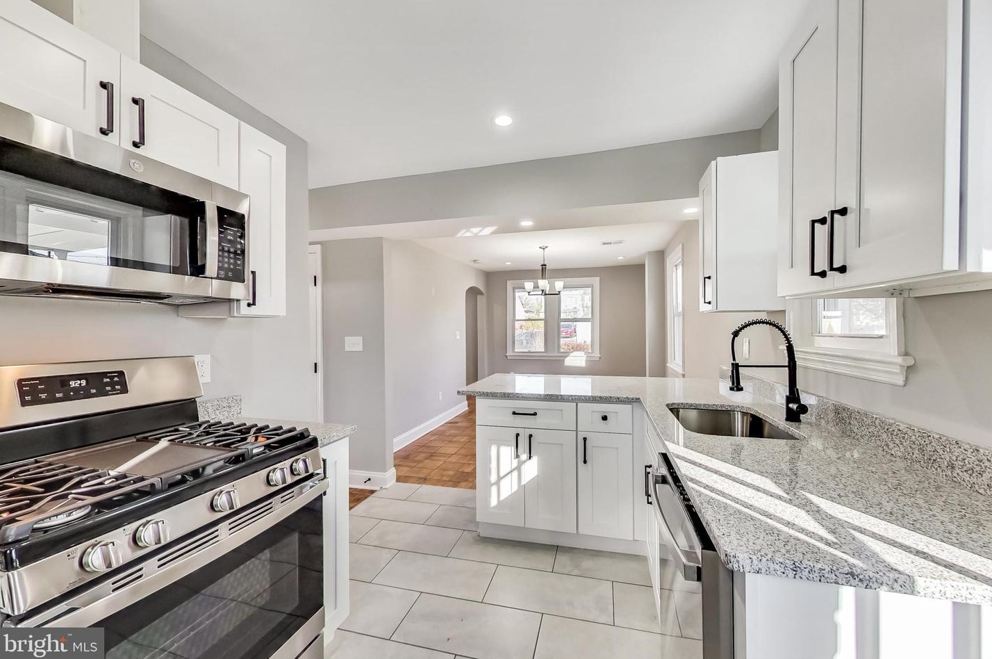 416 Dateleaf Ave, Capitol Heights MD 20743-6005 exterior