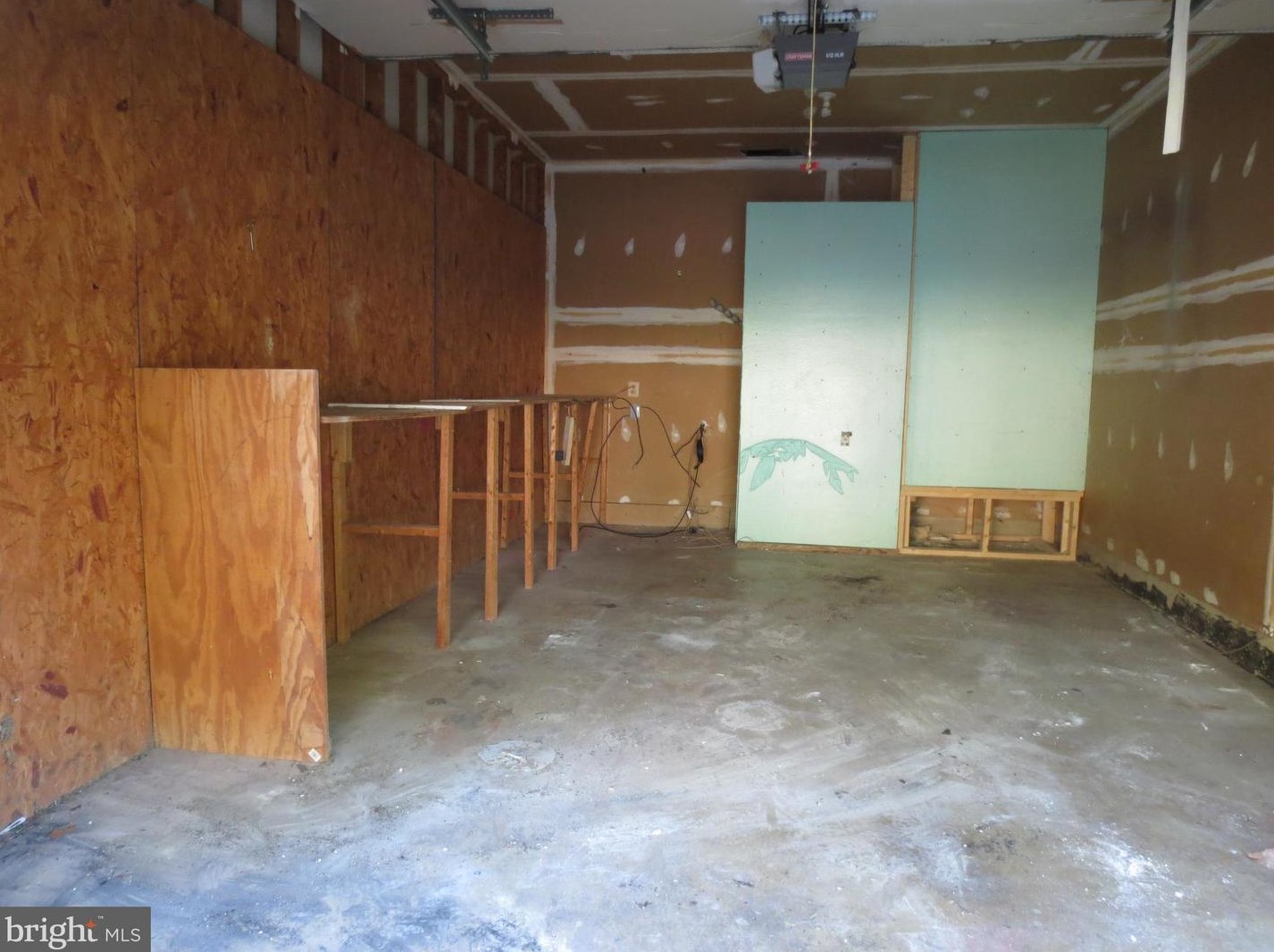 10716 Dragoo Pl, Clinton MD 20735-3912 exterior