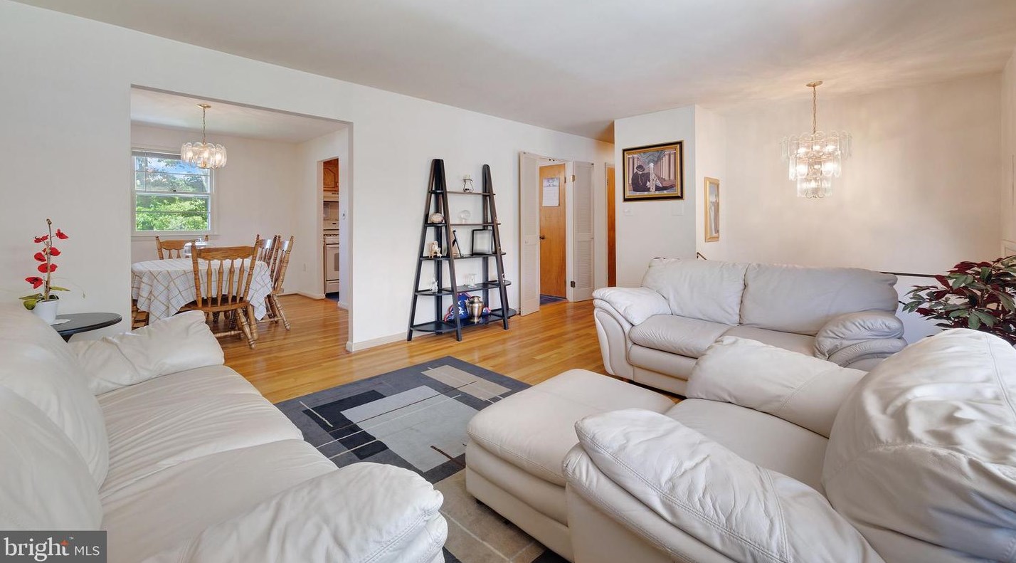 5908 Terence Dr, Clinton MD  20735-3743 exterior