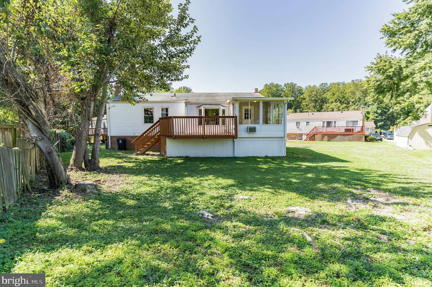 11720 Butlers Br Rd, Clinton MD 20735-4112 exterior