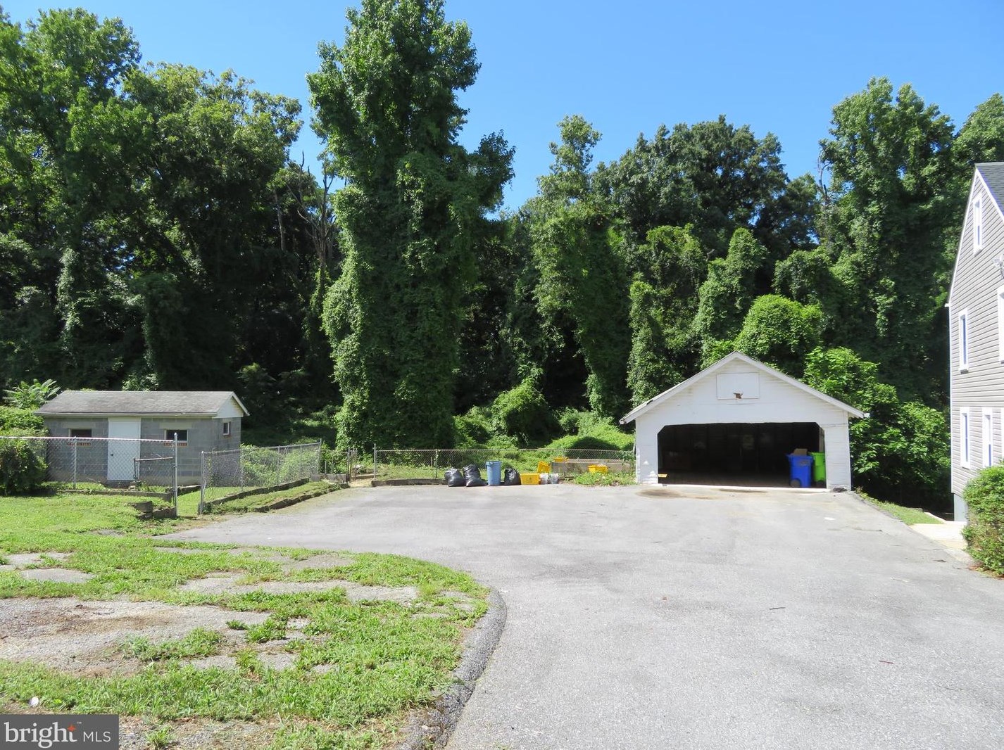 601 Balboa Ave, Capitol Heights MD  20743-2806 exterior