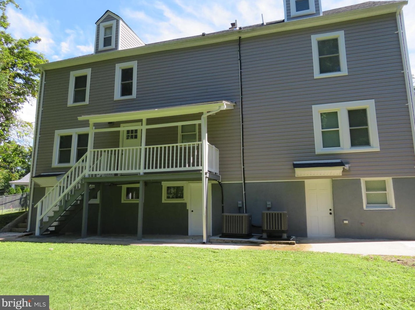 601 Balboa Ave, Capitol Heights MD  20743-2806 exterior